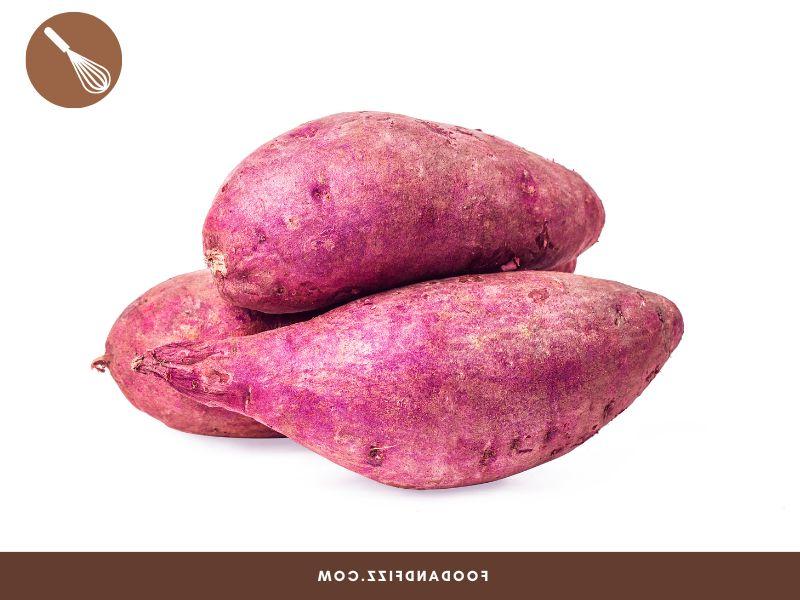 Large sweet potatoes weigh 8 oz or more.