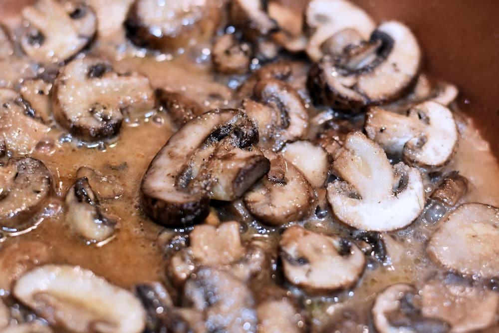 Let all the juices cook down to a glaze on the mushrooms