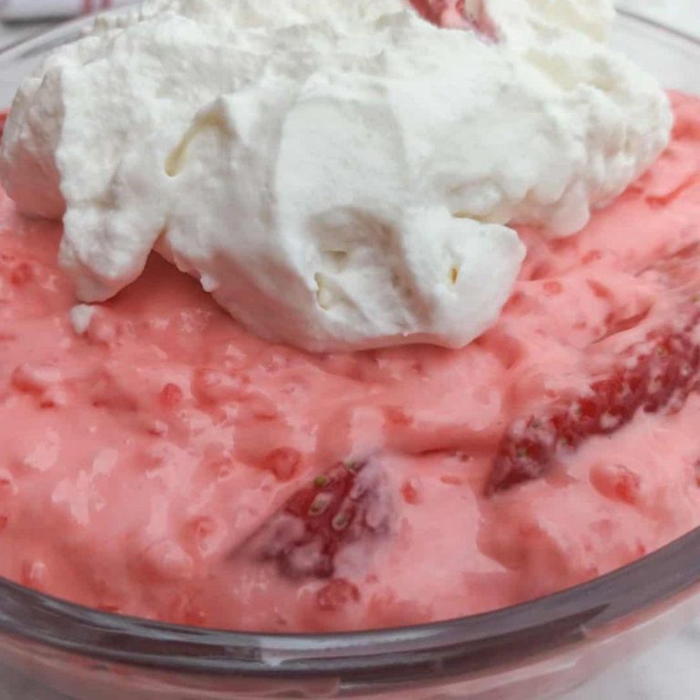 Çilekli Tapioka Puding (Amish Tarifi)